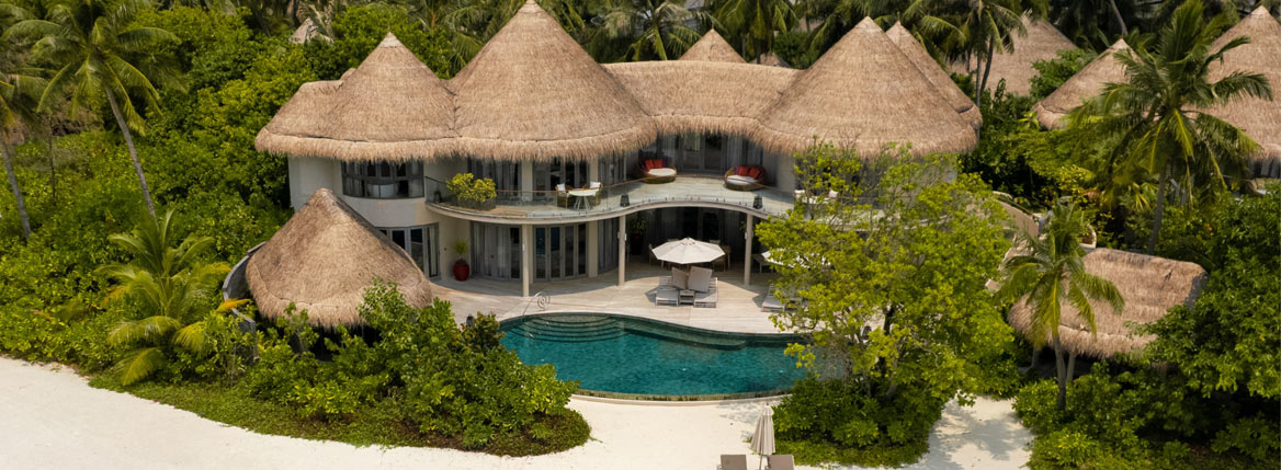 THE-NAUTILUS-MANSION-WITH-PRIVATE-POOL