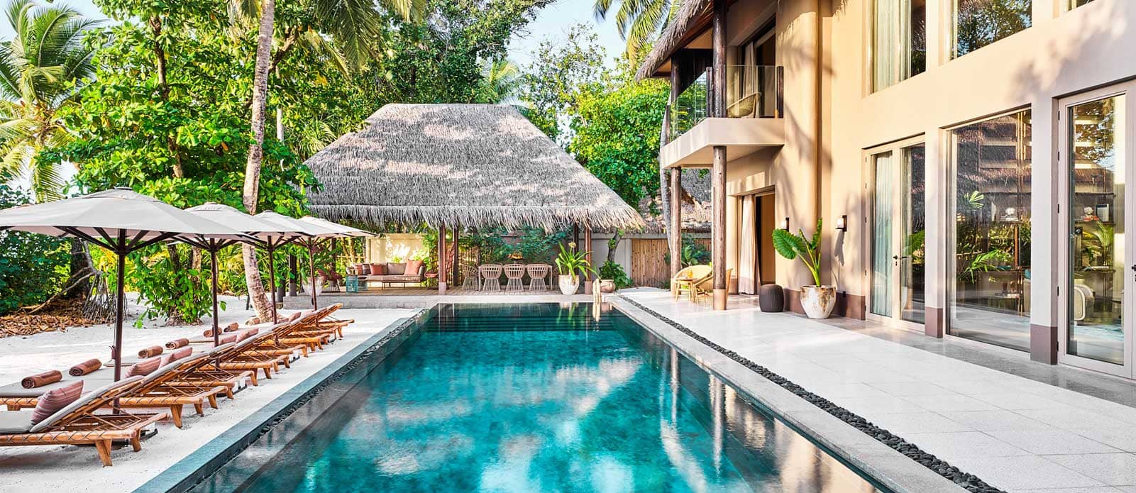 la niche voyages Joali Maldives four bedroom beach residence 1